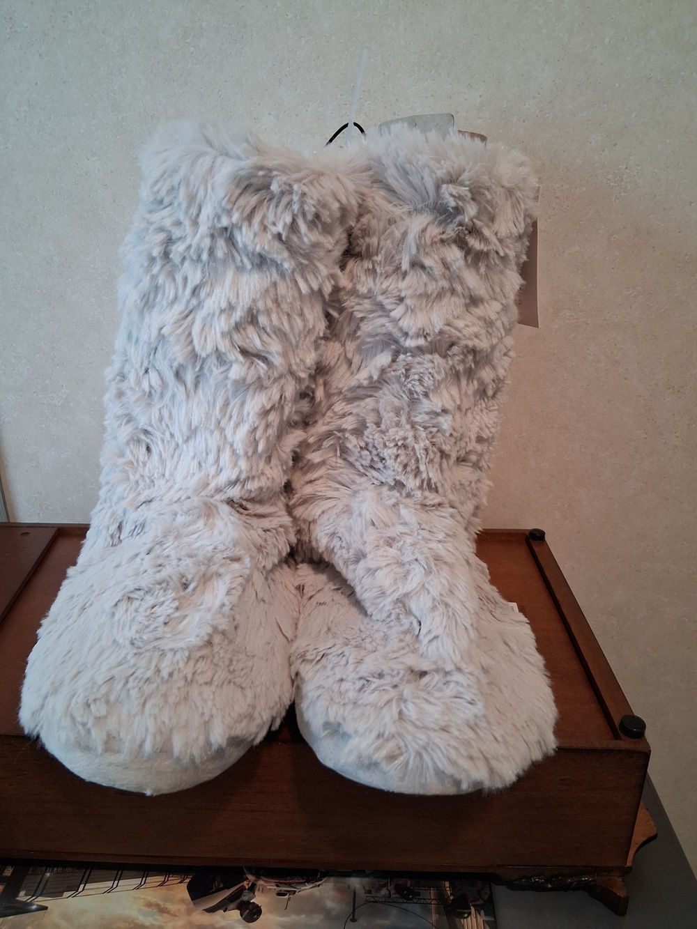 LC Lauren Conrad Plush Faux Fur Slipper Boots in Light Gray-Brand NEW WITH TAGS